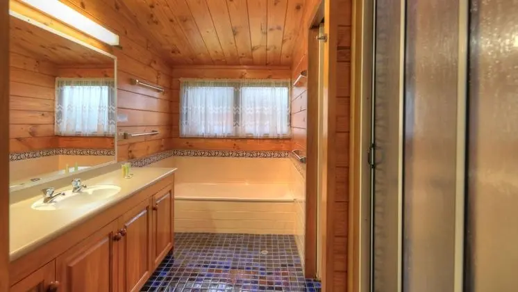 Standard Apart Daire, Birden Çok Yatak Odası, Sigara İçilmez, Mutfak (DiiElduu House 3 Brm)