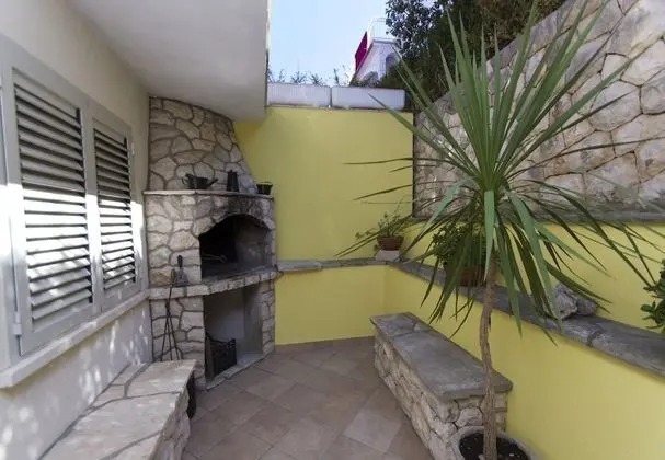 Apart Daire (Dijana - 20m from the sea - A2 Diana()