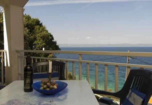 Apart Daire (Dijana - 20m from the sea - A2 Diana()