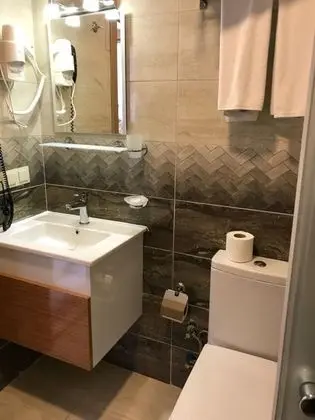 Standart Oda, Şehir Manzaralı