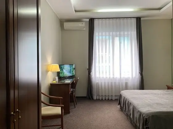 Superior Tek Büyük veya İki Ayrı Yataklı Oda