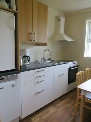 Üç Kişilik Oda, Ortak Banyo (Room 1)