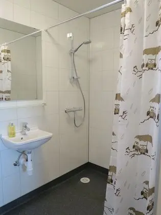 Üç Kişilik Oda, Özel Banyo, Ek Bina (Room 3)
