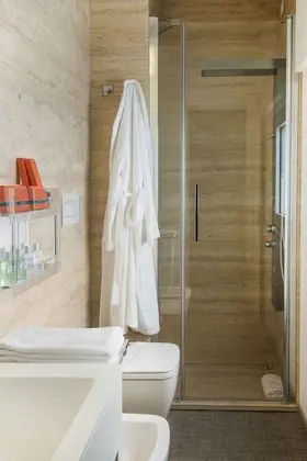 Business Tek Büyük Yataklı Oda, 1 En Büyük (King) Boy Yatak, Küçük Mutfak, Şehir Manzaralı