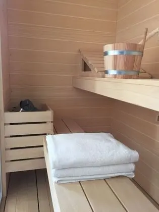 Deluxe Tek Büyük Yataklı Oda, Sauna