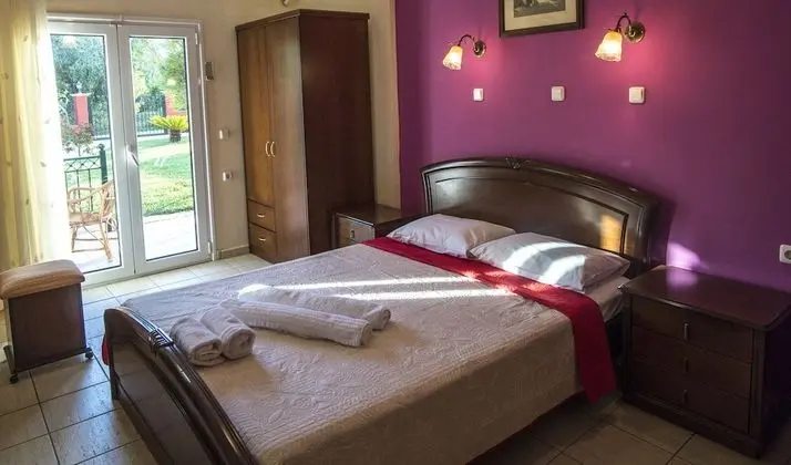 Comfort Stüdyo, Havuz Manzaralı