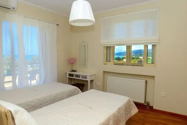 Villa, 5 Yatak Odası, Kişiye Özel Havuzlu, Deniz Manzaralı