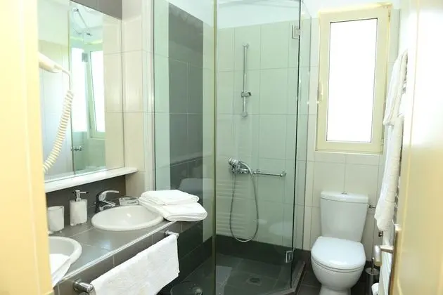 Villa, 5 Yatak Odası, Kişiye Özel Havuzlu, Deniz Manzaralı