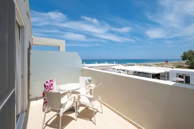 One Bedroom Suite Sea View