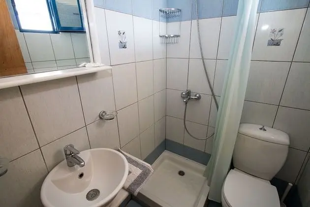 Tek Büyük veya İki Ayrı Yataklı Oda
