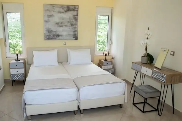 Family Villa, 4 Yatak Odası, Kişiye Özel Havuzlu, Deniz Manzaralı