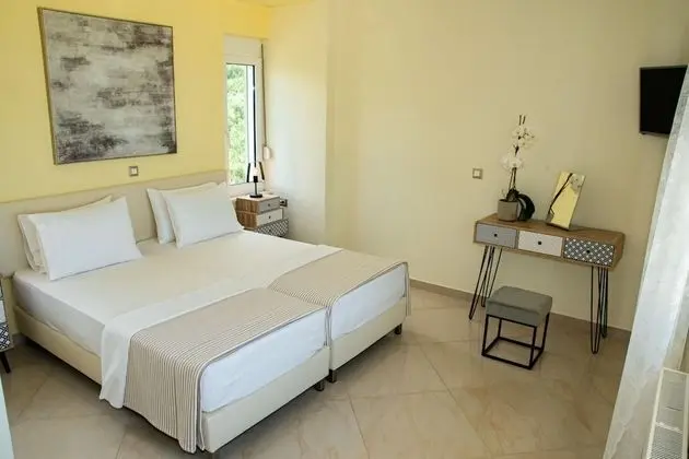 Family Villa, 4 Yatak Odası, Kişiye Özel Havuzlu, Deniz Manzaralı