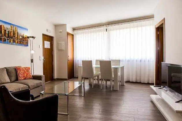 Apart Daire, 2 Yatak Odası, Balkon
