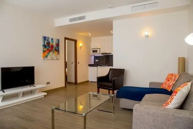 Apart Daire, 2 Yatak Odası, Balkon
