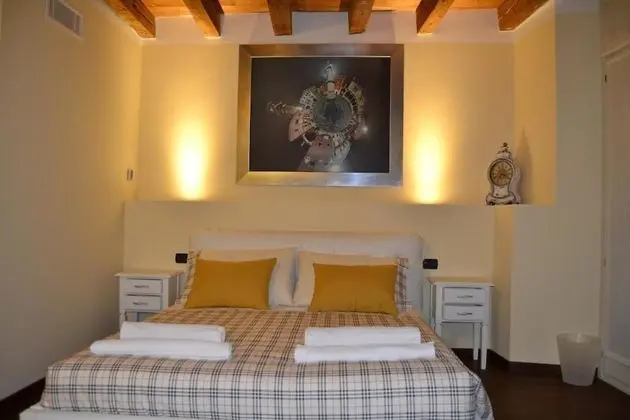 Deluxe Tek Büyük Yataklı Oda (Giulietta)