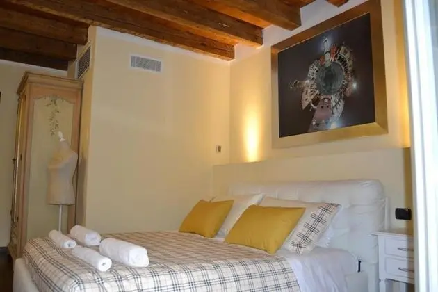 Deluxe Tek Büyük Yataklı Oda (Giulietta)