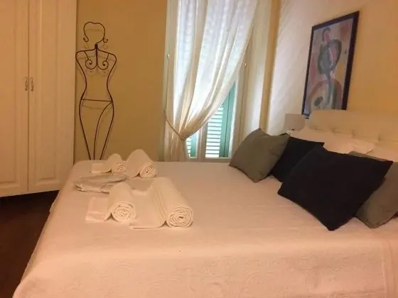 Deluxe Tek Büyük Yataklı Oda (Romeo)