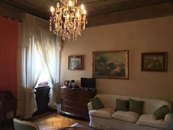 Üç Kişilik Oda, Ortak Banyo