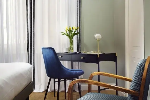 Superior Oda, Şehir Manzaralı