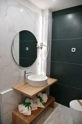 Superior Üç Kişilik Oda, 1 Büyük (Queen) Boy Yatak ve Çekyat, Sigara İçilmez, Şehir Manzaralı