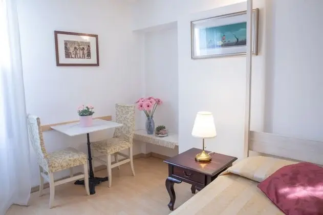 Deluxe Üç Kişilik Oda