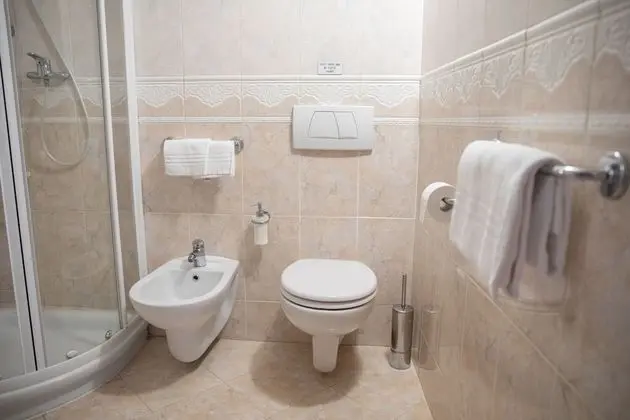 Deluxe Üç Kişilik Oda