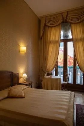 Superior Tek Büyük Yataklı Oda