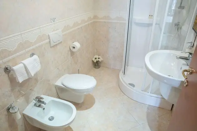 Superior Tek Büyük Yataklı Oda