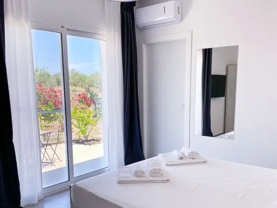 Comfort Tek Büyük Yataklı Oda, 1 En Büyük (King) Boy Yatak, Veranda, Bahçe Manzaralı