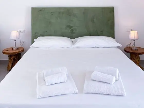 Elite Stüdyo Süit, Teras, Havuz Manzaralı