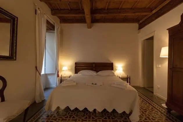 Romantic Tek Büyük Yataklı Oda
