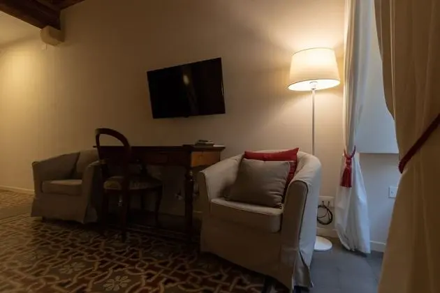 Romantic Tek Büyük Yataklı Oda