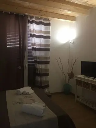 Comfort Tek Büyük Yataklı Oda, Balkon, Avlu Manzaralı