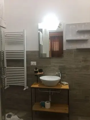 Comfort Tek Büyük Yataklı Oda, Balkon, Avlu Manzaralı