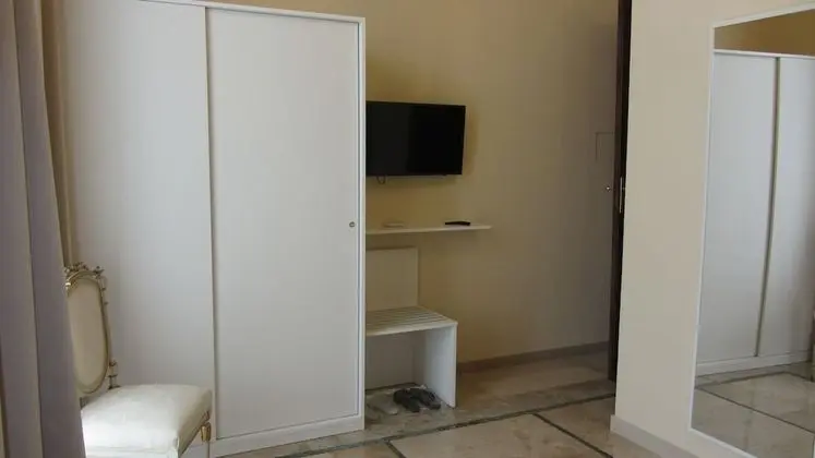 Tek Büyük Yataklı Oda, Sigara İçilmez