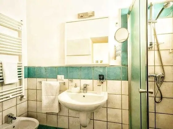 Tek Büyük Yataklı Oda, Özel Banyo (External)