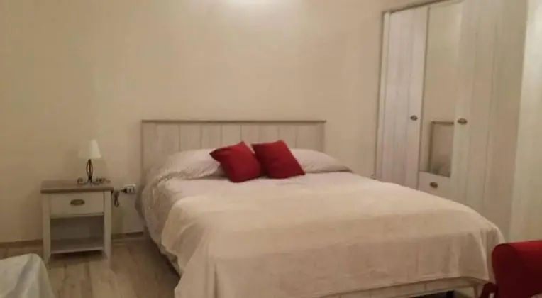 Tek Büyük Yataklı Oda, Veranda