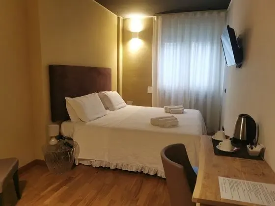 Comfort Tek Büyük veya İki Ayrı Yataklı Oda
