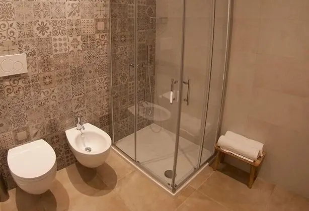 Deluxe Tek Büyük Yataklı Oda, 1 Büyük (Queen) Boy Yatak