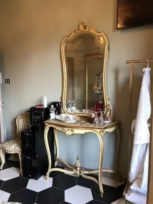 Tek Büyük Yataklı Oda