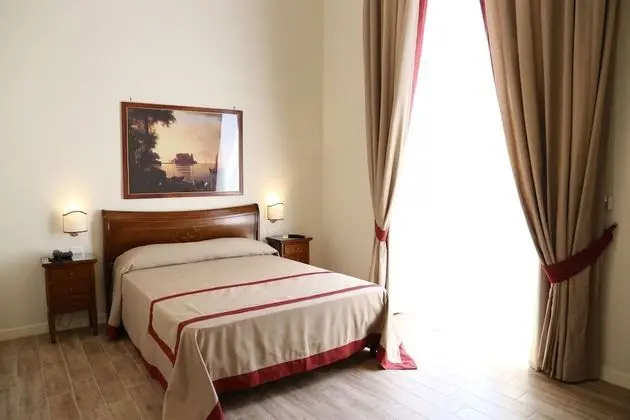 Deluxe Dört Kişilik Oda