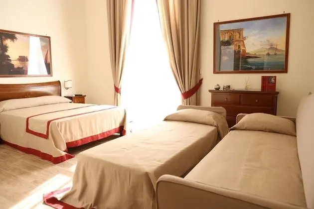 Deluxe Dört Kişilik Oda