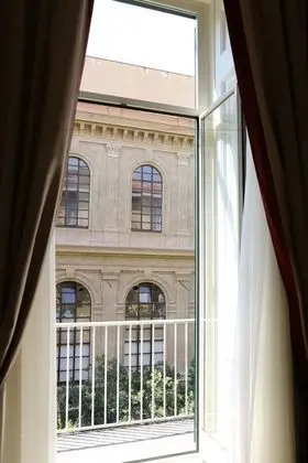 Deluxe Dört Kişilik Oda