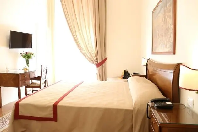 Deluxe Üç Kişilik Oda