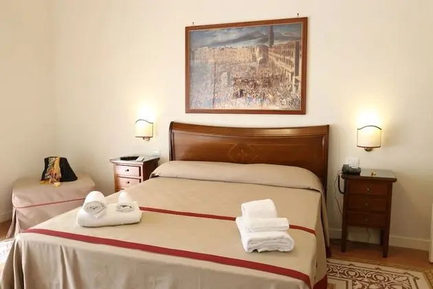 Deluxe Üç Kişilik Oda