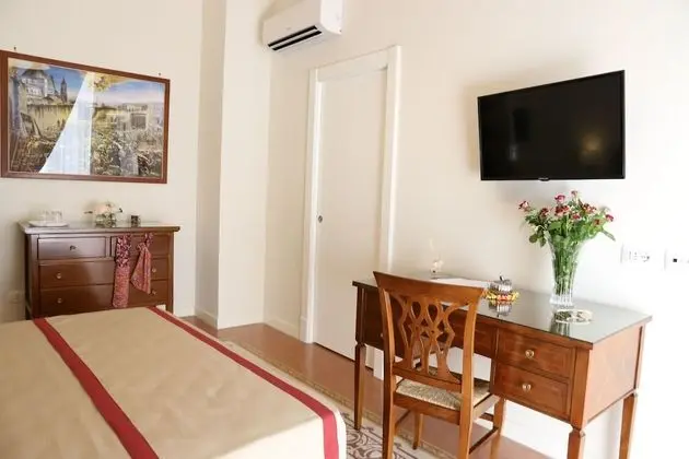 Deluxe Üç Kişilik Oda