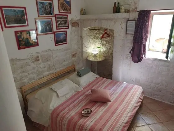 Basic Tek Büyük Yataklı Oda