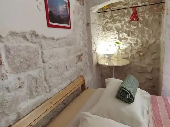 Basic Tek Büyük Yataklı Oda