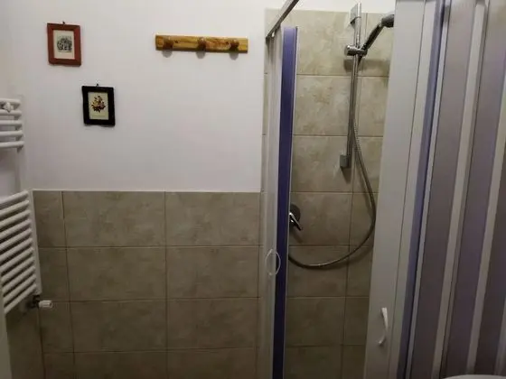 Basic Tek Büyük Yataklı Oda