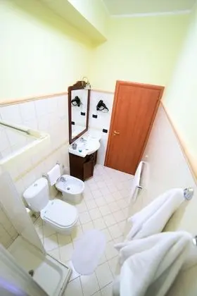 Standard Tek Büyük Yataklı Oda (Mountain and Sea View)